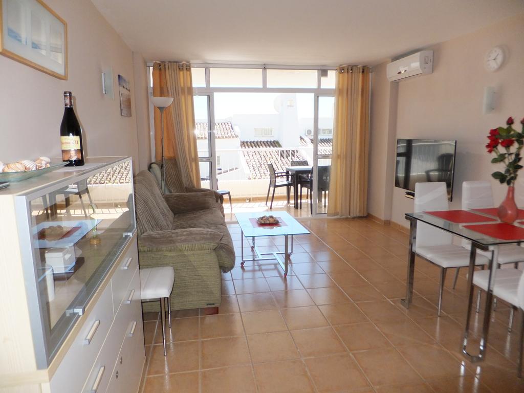 אסטפונה Apartamento Bahia Dorada מראה חיצוני תמונה