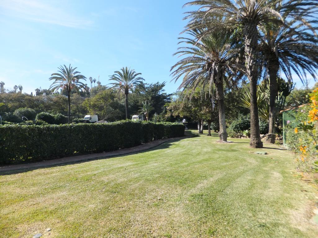 אסטפונה Apartamento Bahia Dorada מראה חיצוני תמונה
