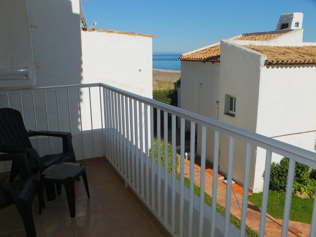 אסטפונה Apartamento Bahia Dorada מראה חיצוני תמונה