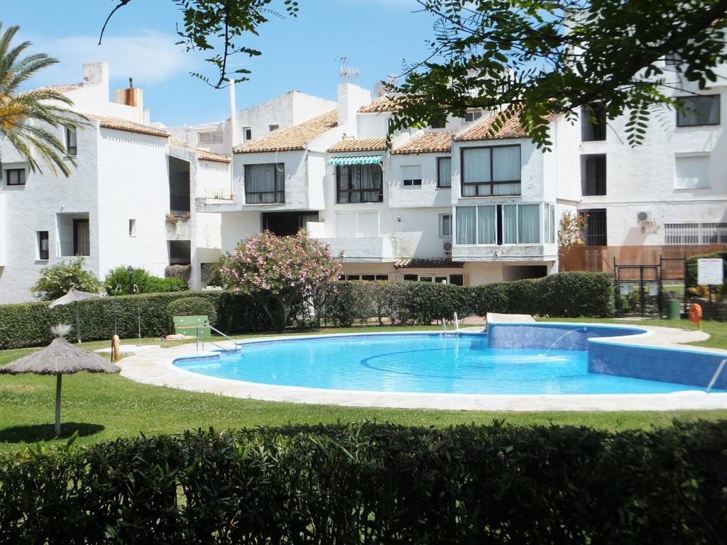 אסטפונה Apartamento Bahia Dorada מראה חיצוני תמונה