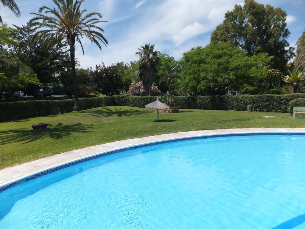 אסטפונה Apartamento Bahia Dorada מראה חיצוני תמונה